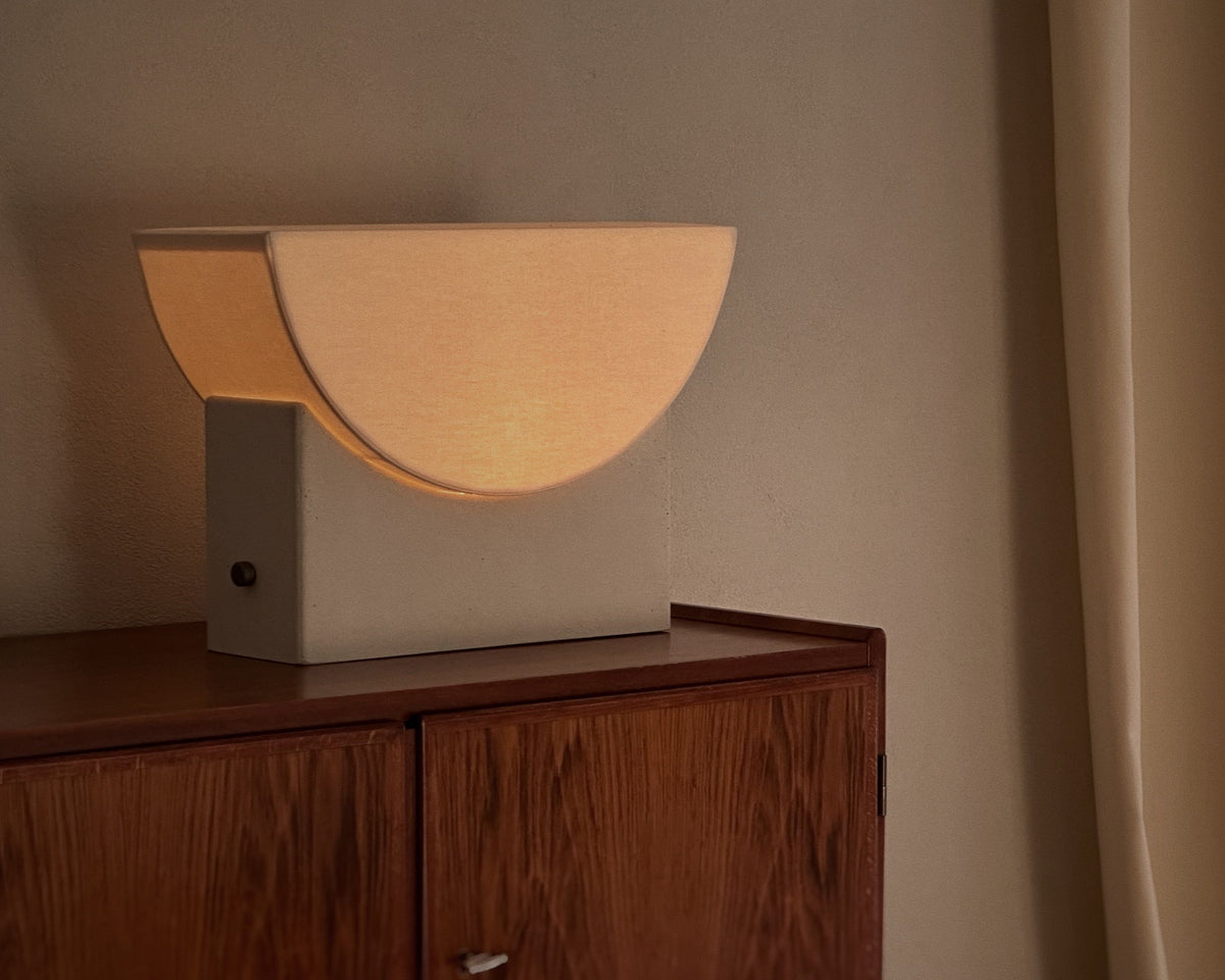 Reminder (001) – Luxury Table Lamp – Enkei World